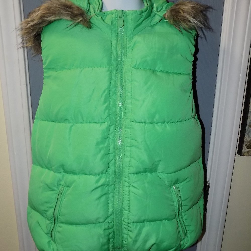 JUSTICE Green Puffy Sleeveless Jacket Vest